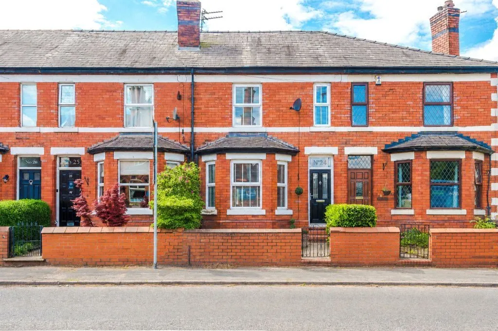 3 bed house for sale — Chester Road, Walton, Warrington, Cheshire, WA4