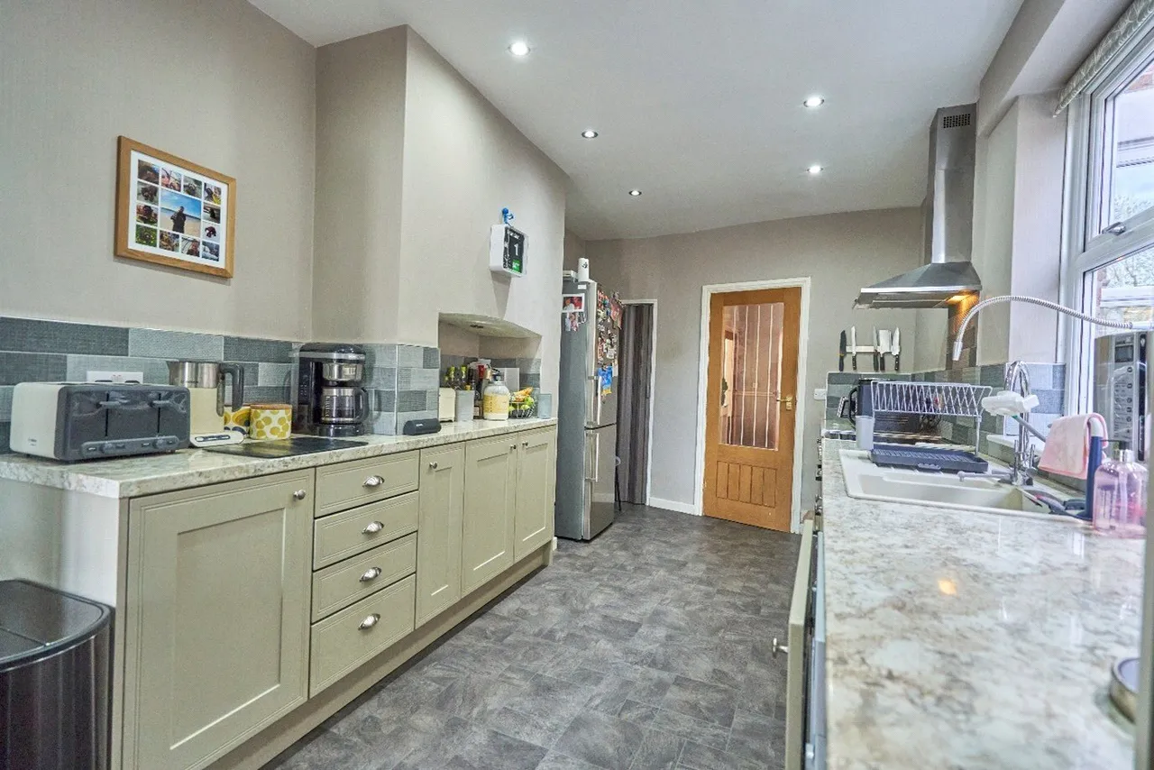 Chester Road, Walton, Warrington, Cheshire, WA4, photo 10