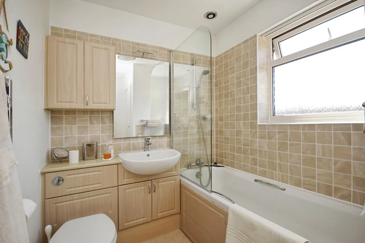 Springleaze, Mangotsfield, Bristol, BS16, photo 16