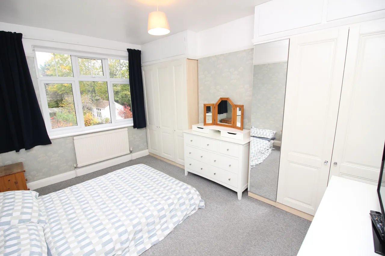 Lynwood Drive, WORCESTER PARK, Surrey, Worcester Park, KT47AB, photo 9