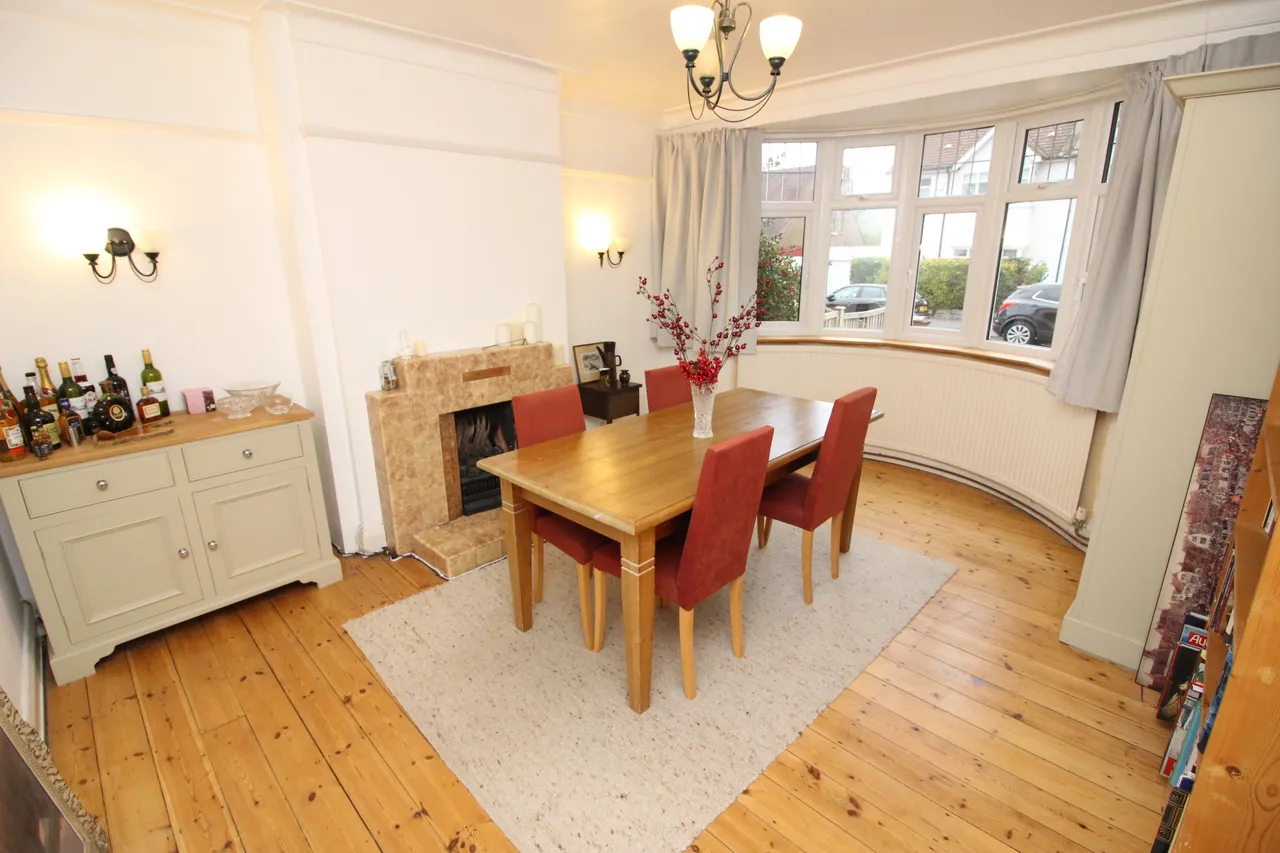 Lynwood Drive, WORCESTER PARK, Surrey, Worcester Park, KT47AB, photo 5