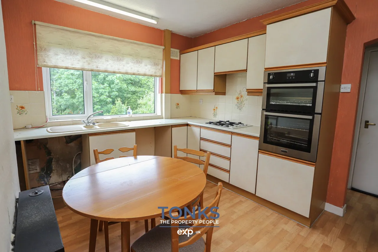 Highfield Crescent, Halesowen, B63, photo 5