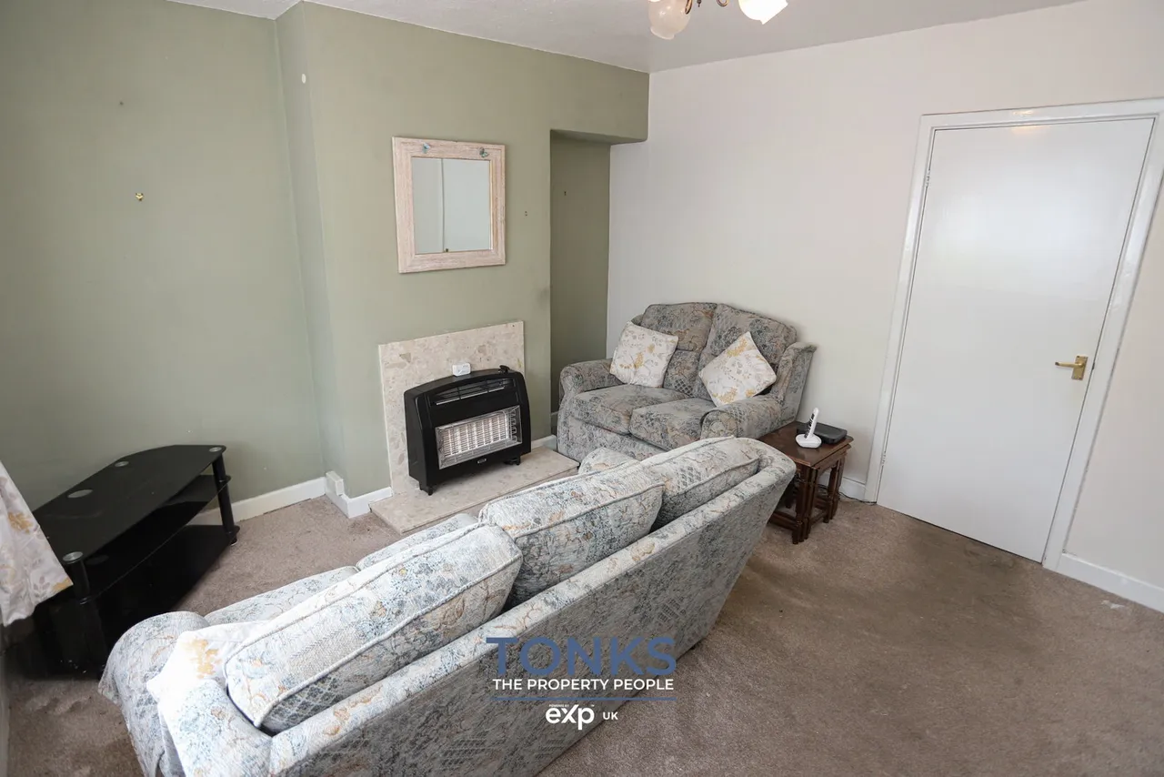 Highfield Crescent, Halesowen, B63, photo 3