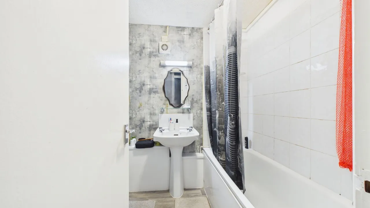 Marholm Road, Walton, Peterborough, PE4, photo 9