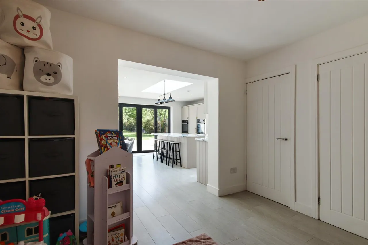 Leigh Road, Hildenborough, photo 8