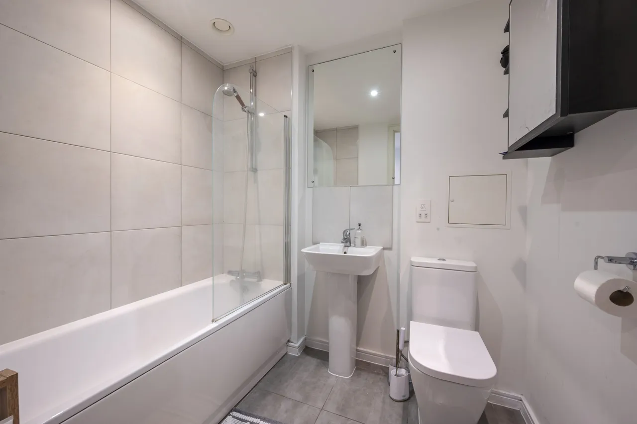 Apartment 704, 20 Enterprise Way, LONDON, photo 6