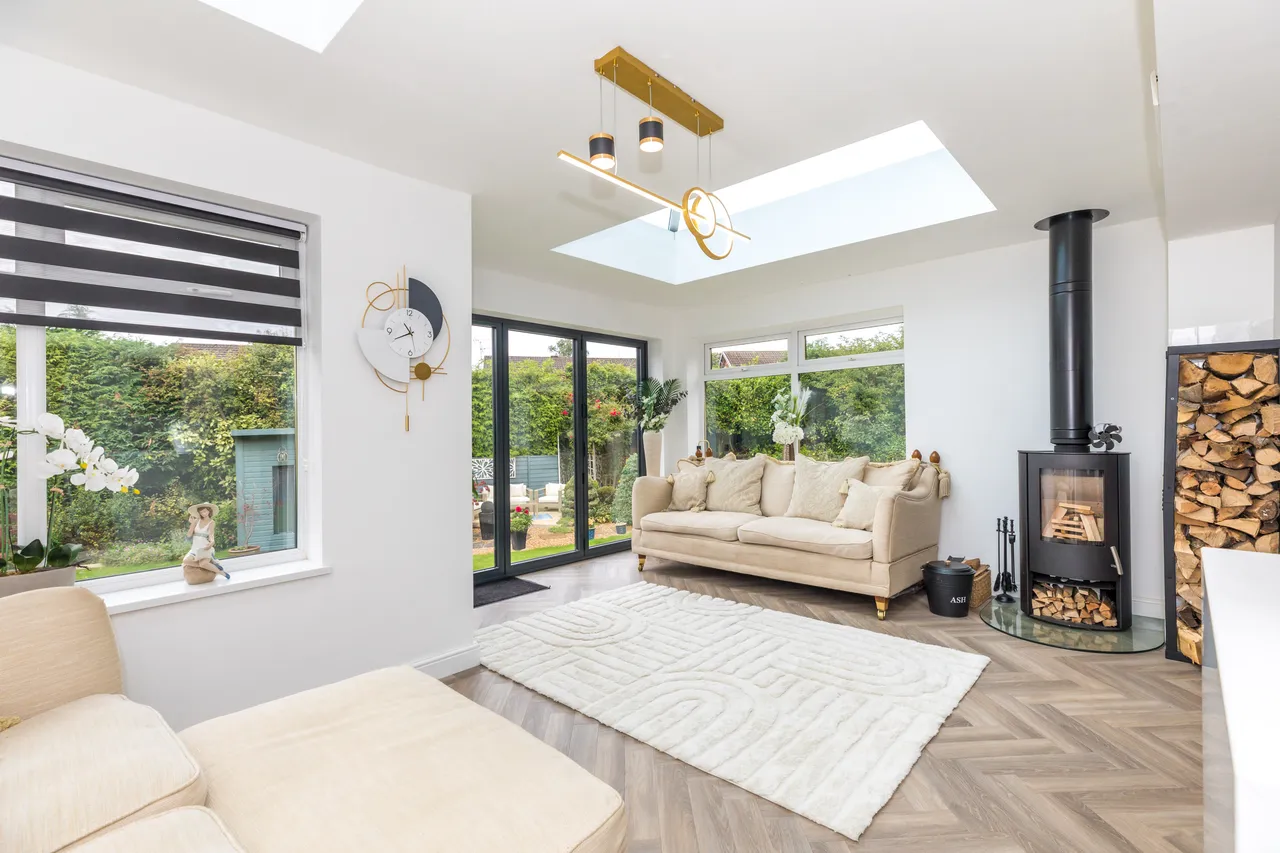 New Field Court, Westhoughton, BL5, photo 4