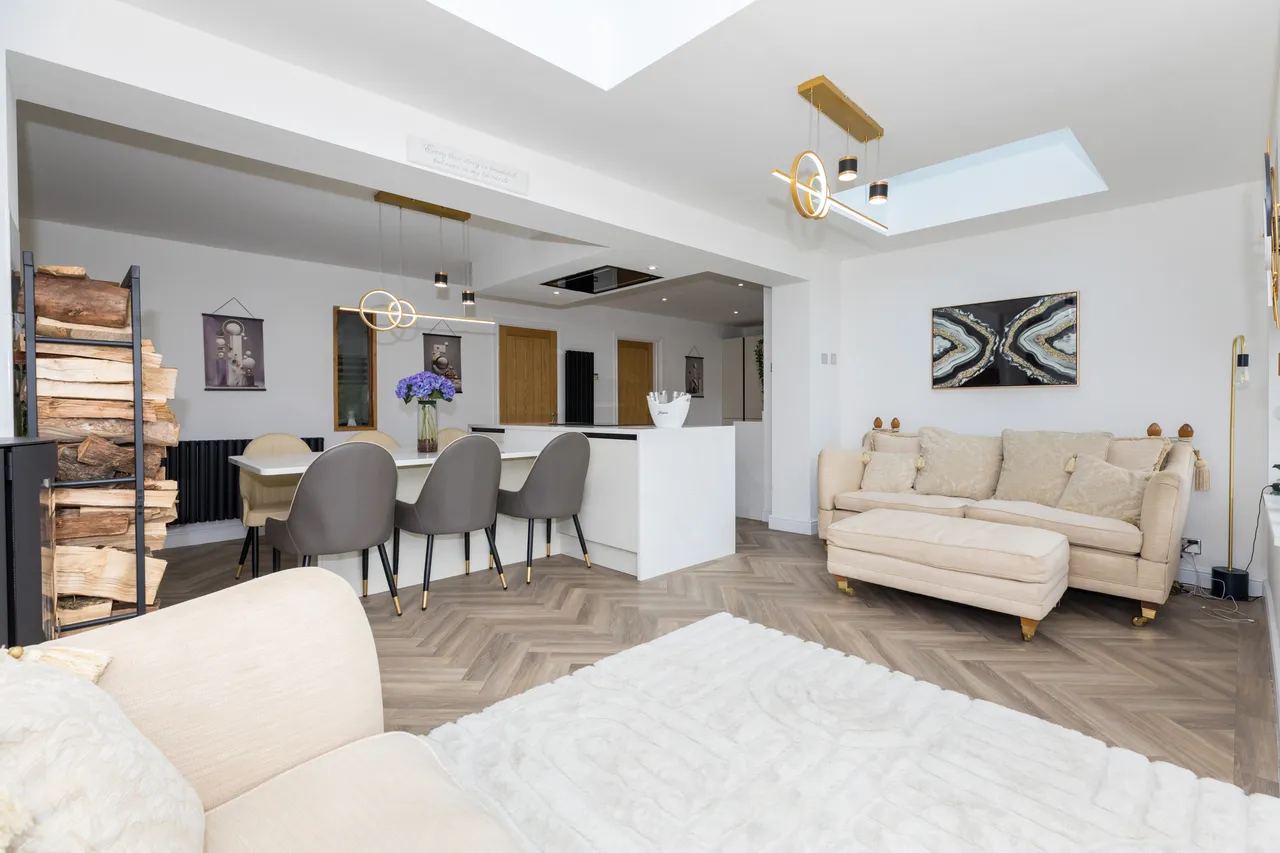 New Field Court, Westhoughton, BL5, photo 11