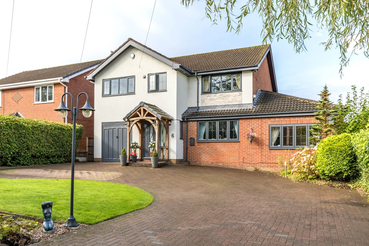 New Field Court, Westhoughton, BL5, photo 2