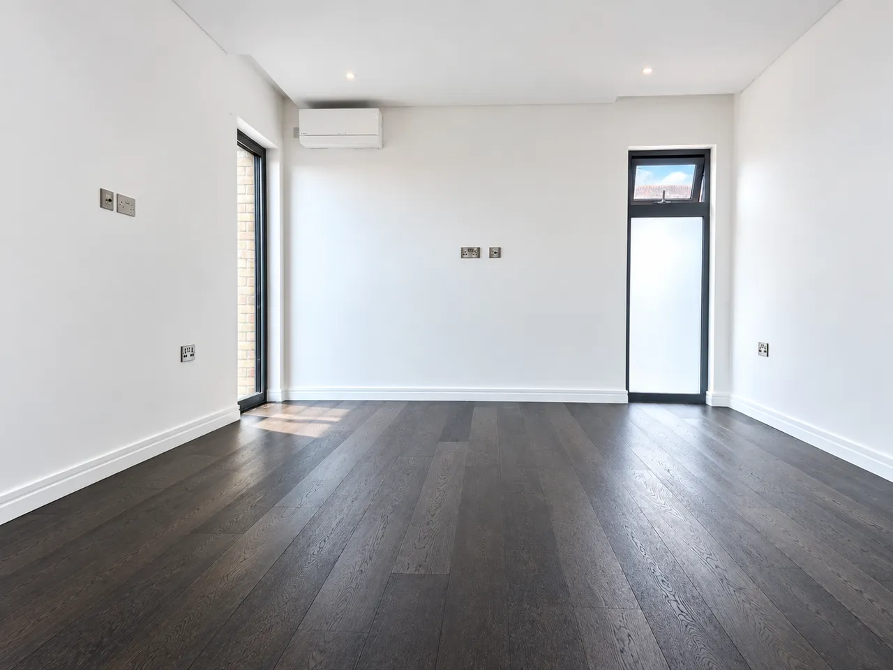 Elmsley House, Aylesbury, HP19, photo 3