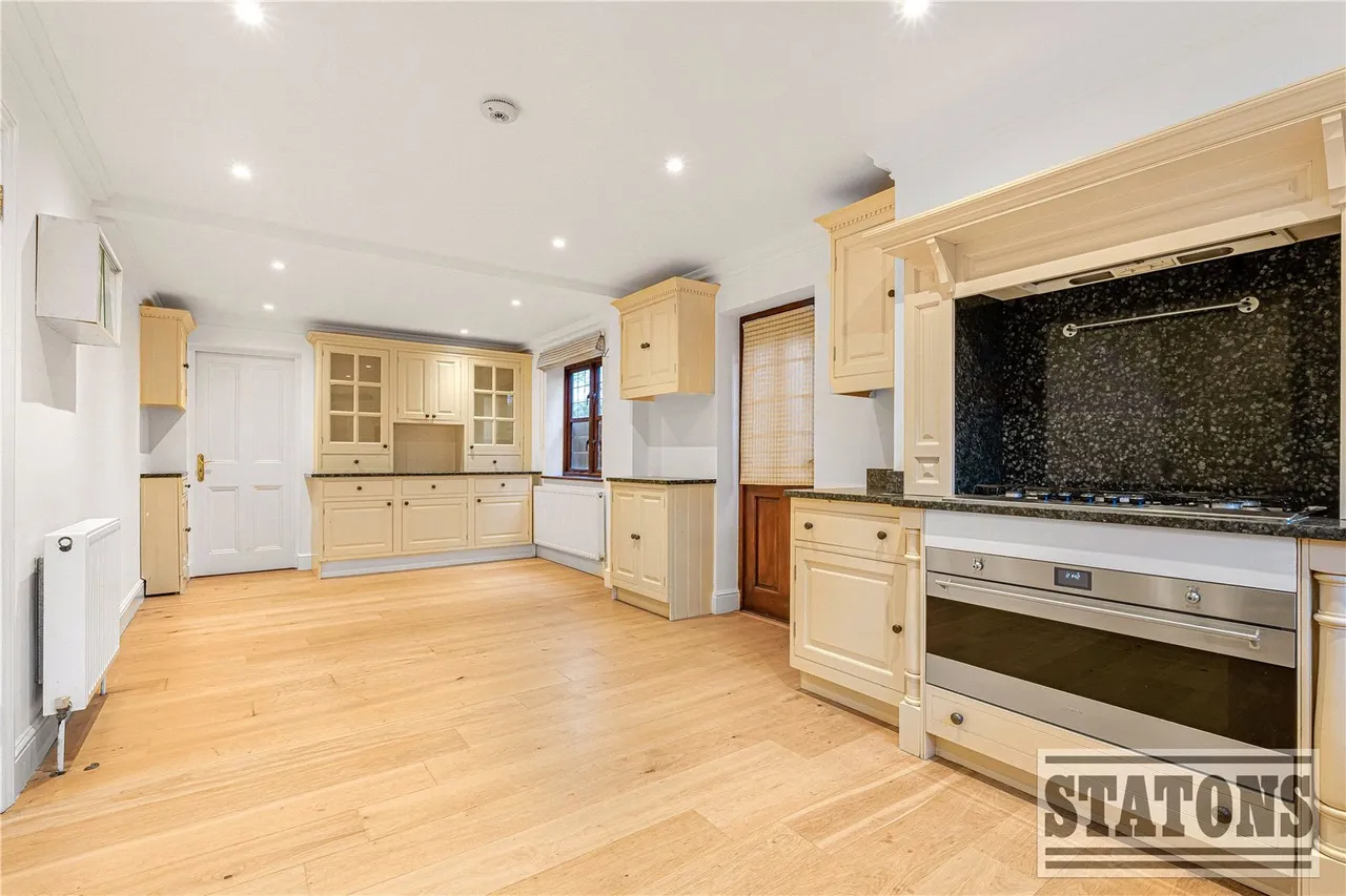Beech Hill, Hadley Wood, Hertfordshire, EN4 0JP, photo 5