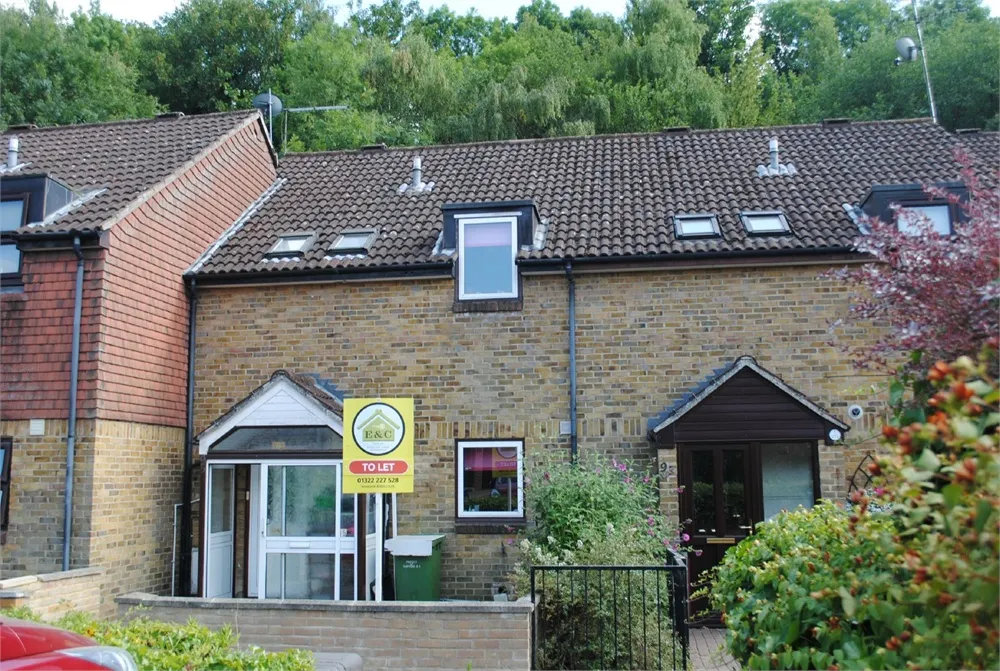 3 bed house to rent, Millstone Close, South Darenth, DA4