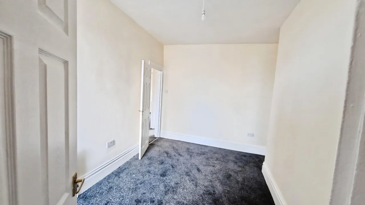 Eden House Road, Eden Vale, SR4, photo 8