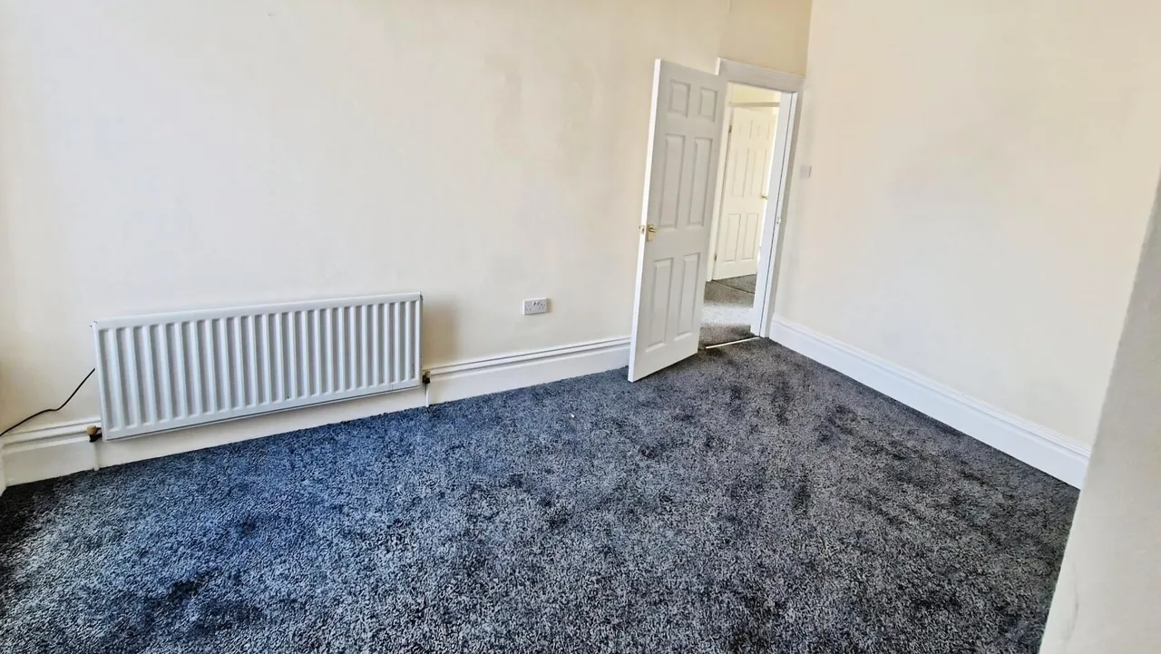 Eden House Road, Eden Vale, SR4, photo 7