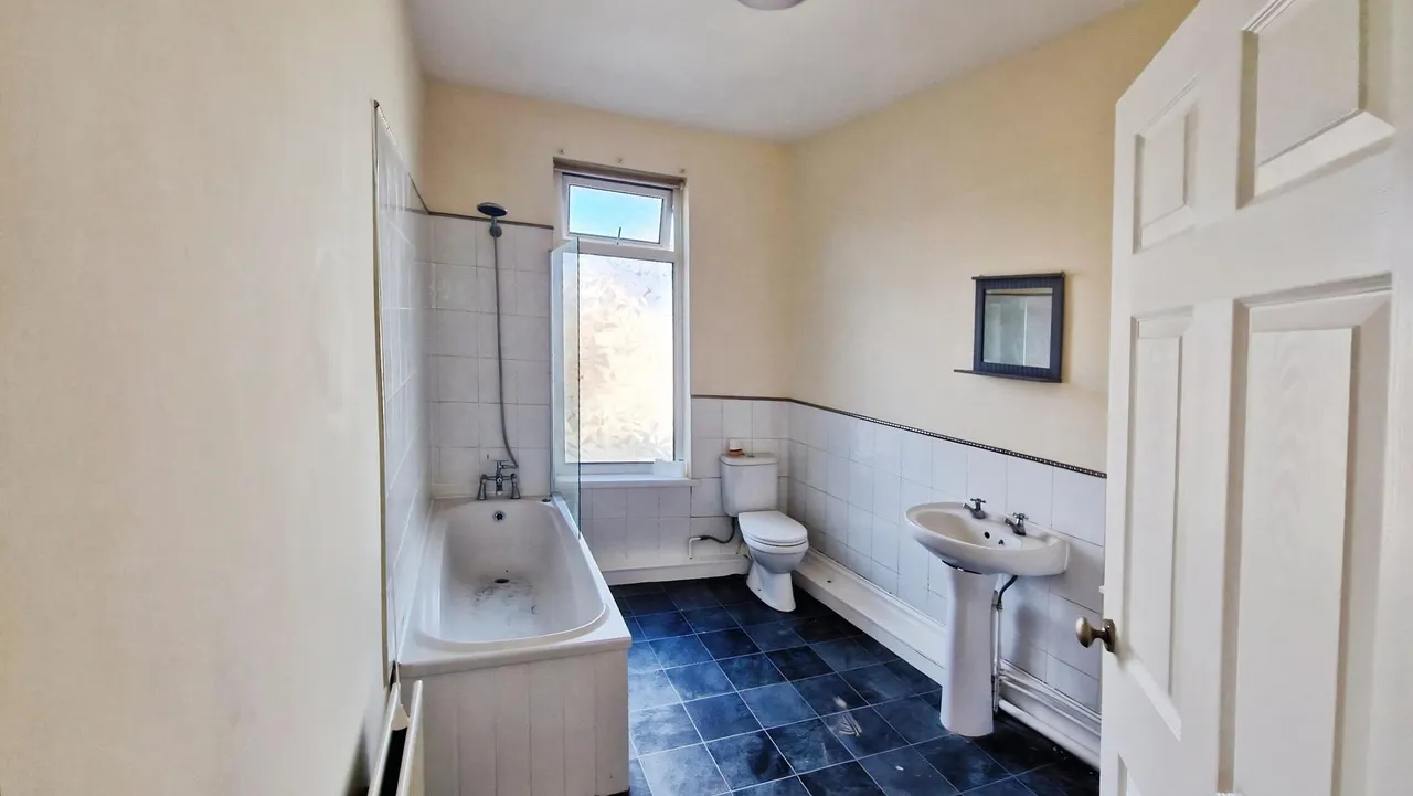 Eden House Road, Eden Vale, SR4, photo 4