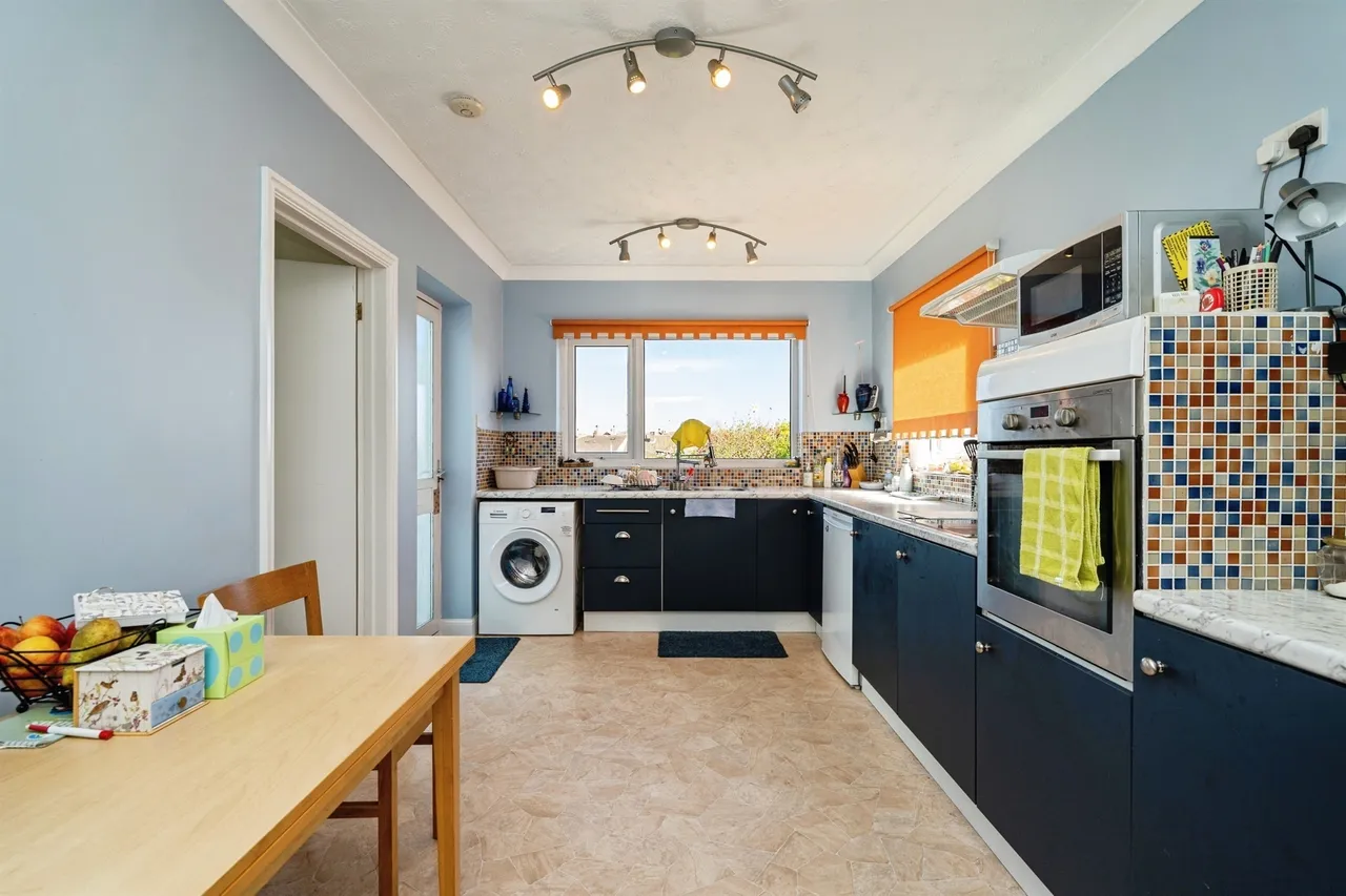Gorleston Road, Lowestoft, photo 7