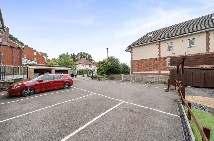 Cobden Avenue, Southampton, SO18, photo 9