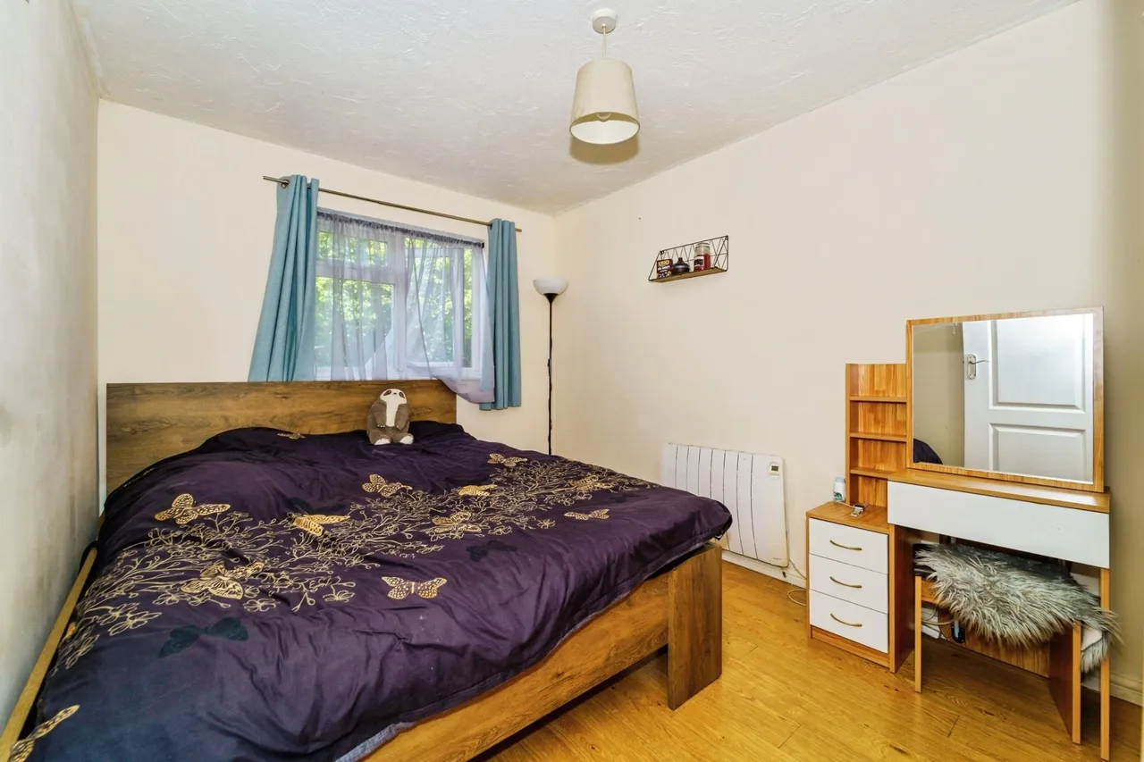 Rabournmead Drive, Northolt, UB5, photo 7