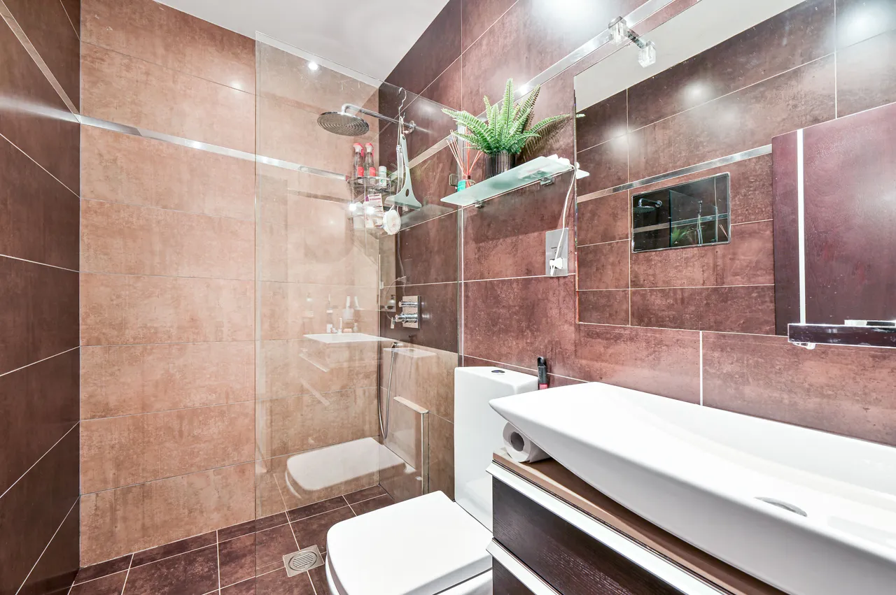 Flat 1a, 26 Priory Road, London, photo 10