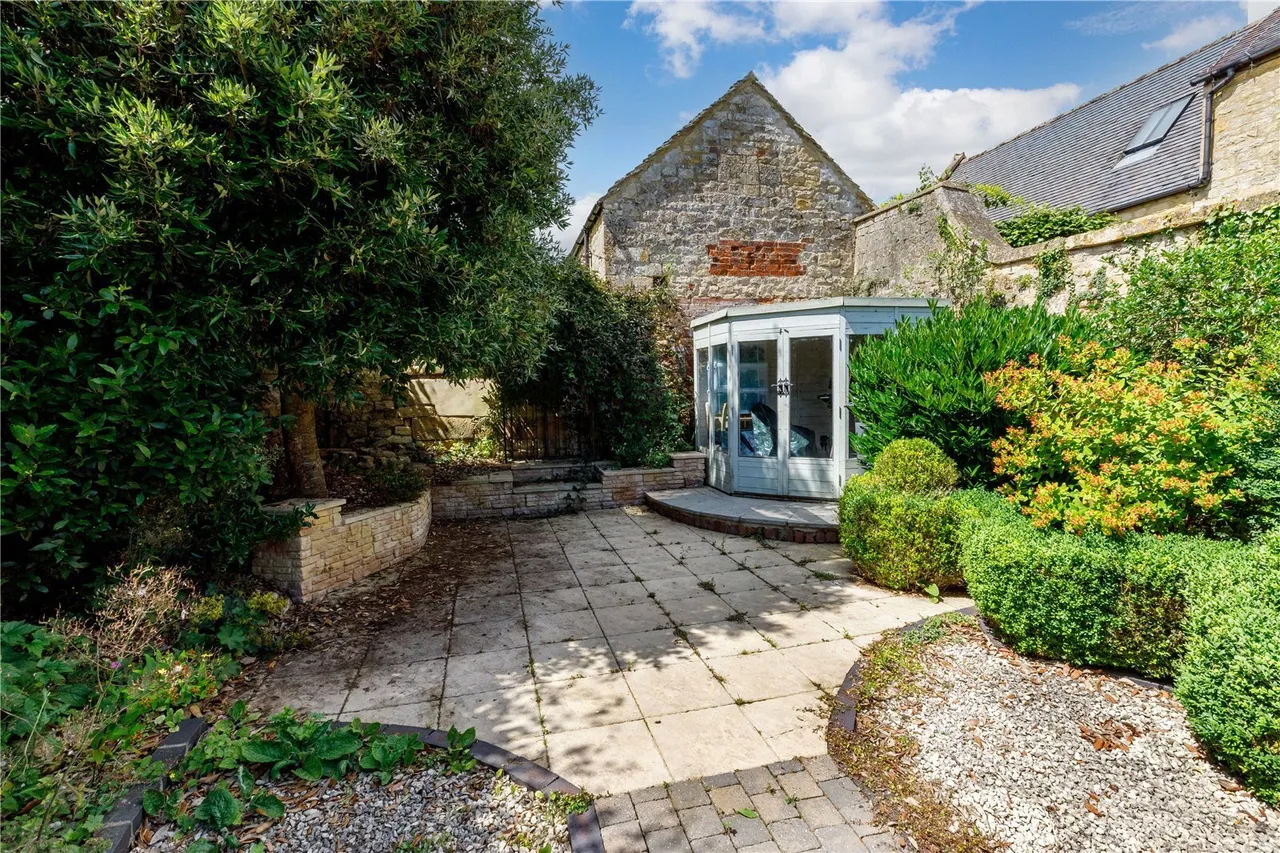 High Street, Chipping Campden, GL55, photo 17