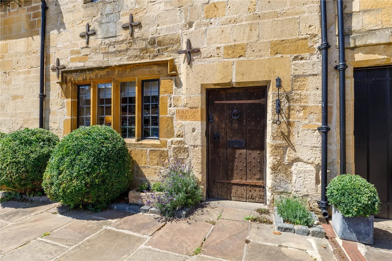 High Street, Chipping Campden, GL55, photo 12