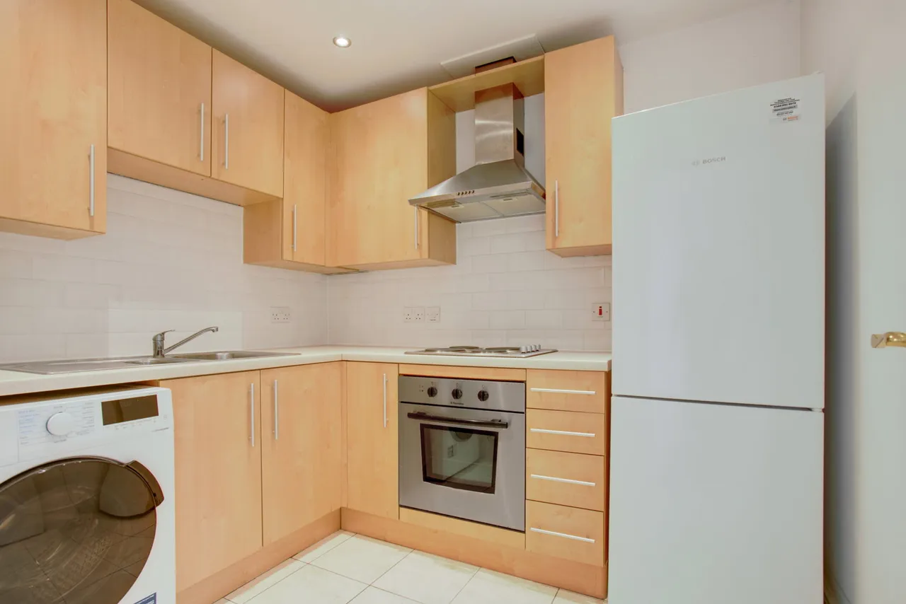 Cutlers Court, Radcliffe-on-Trent, NG12, photo 11
