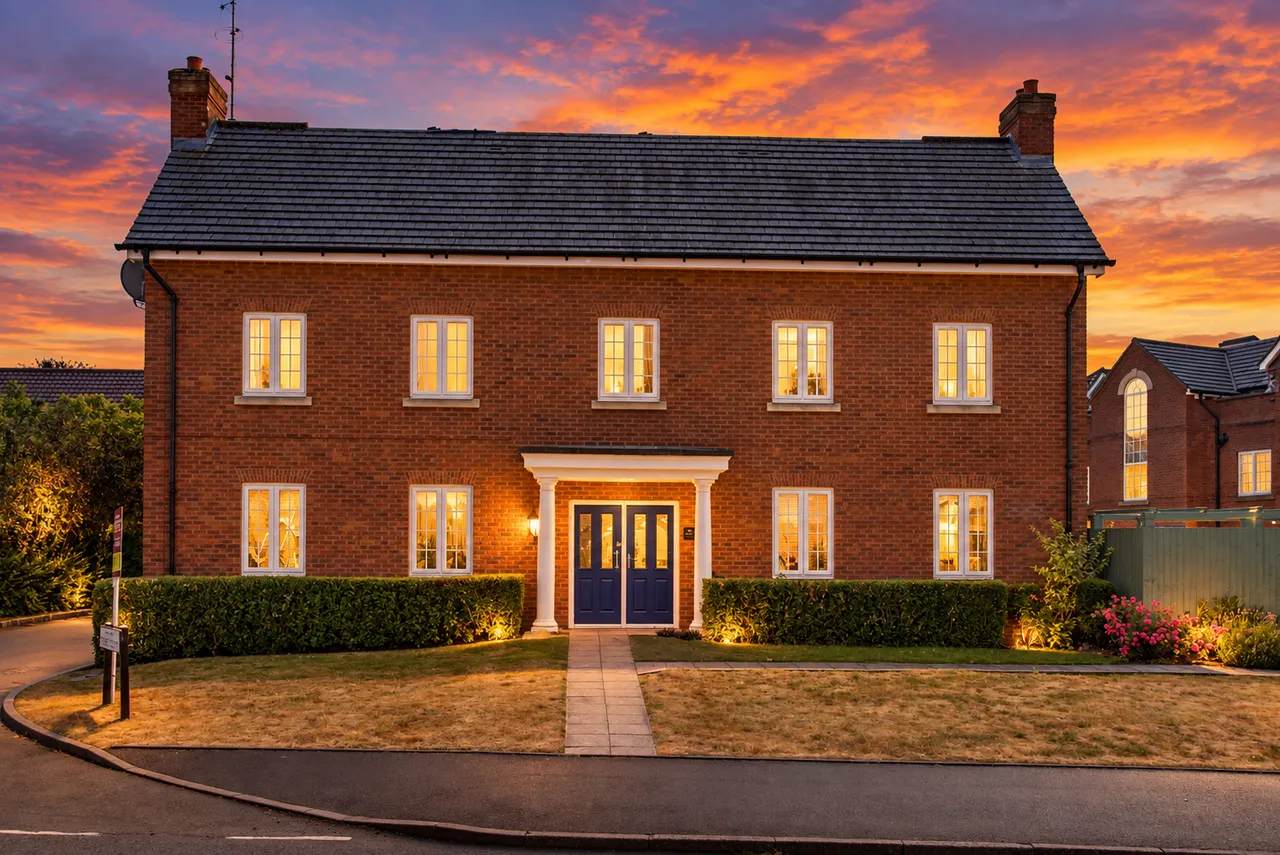 2 bed flat for sale, Cutlers Court, Radcliffe-on-Trent, NG12