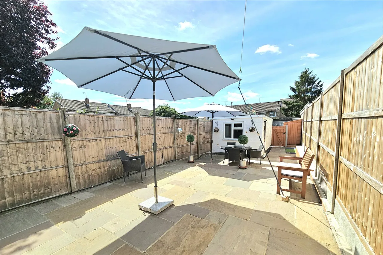 Anderson Place, Bagshot, Surrey, GU19 5LX, photo 12