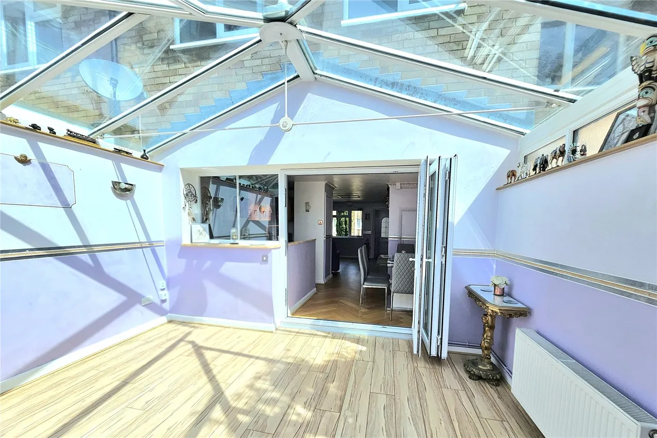 Anderson Place, Bagshot, Surrey, GU19 5LX, photo 17