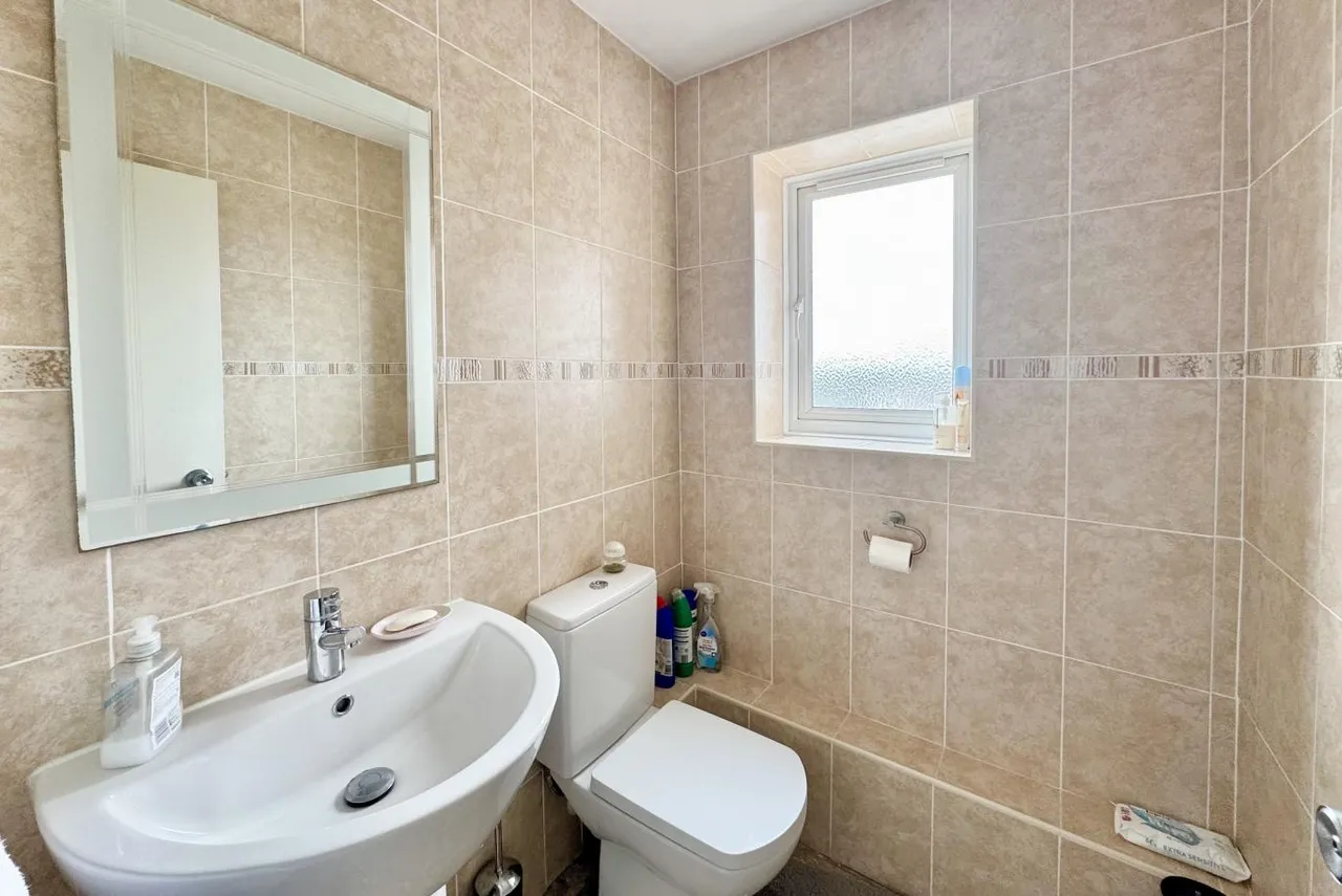 Hamble Court, BH1, photo 13