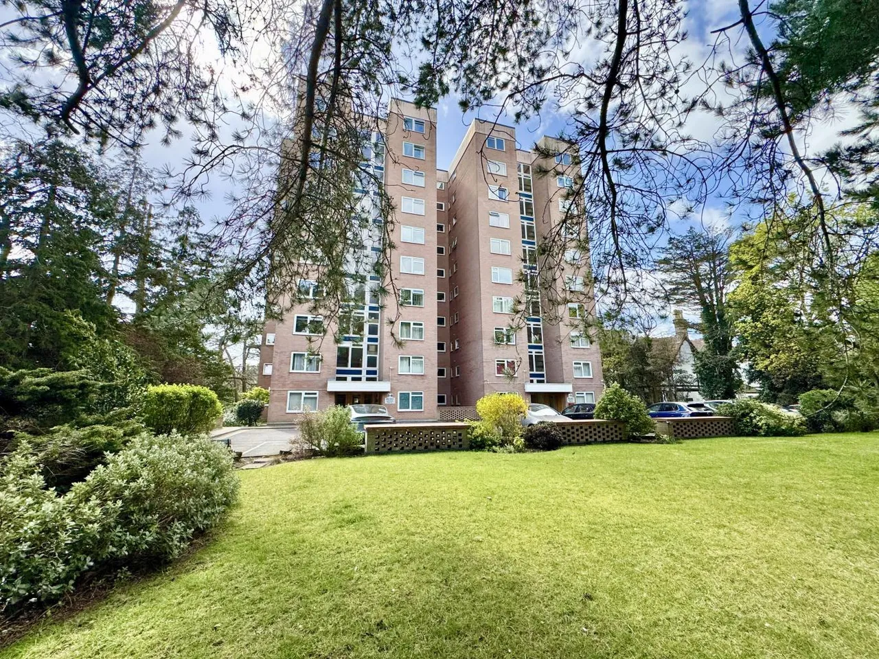 Hamble Court, BH1, photo 15