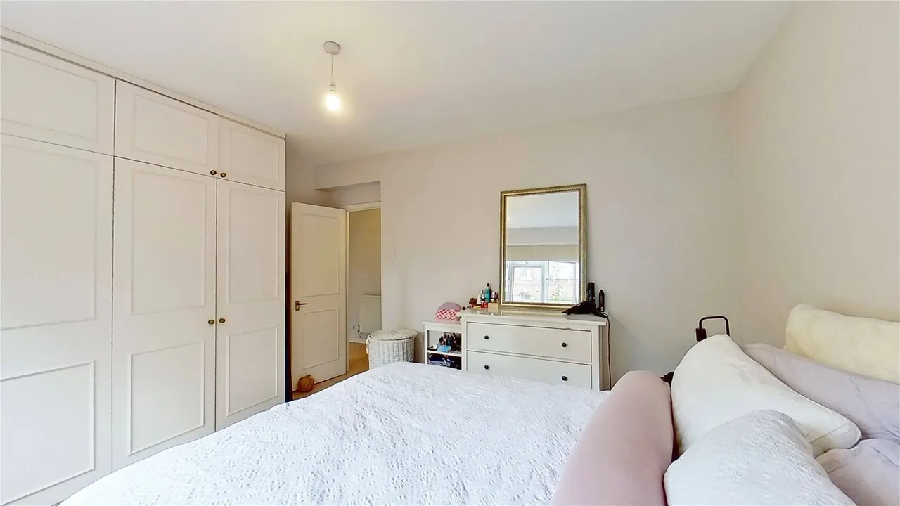 Orlando Road, London, SW4, photo 11