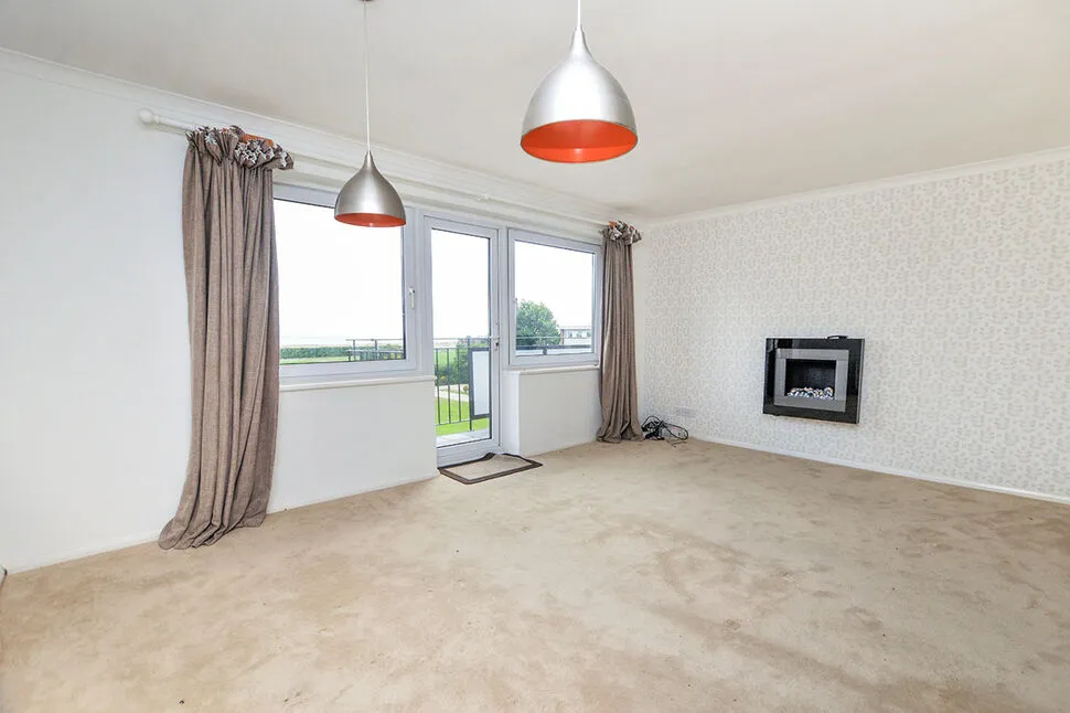Lord Warden Avenue, Walmer, CT14, photo 3