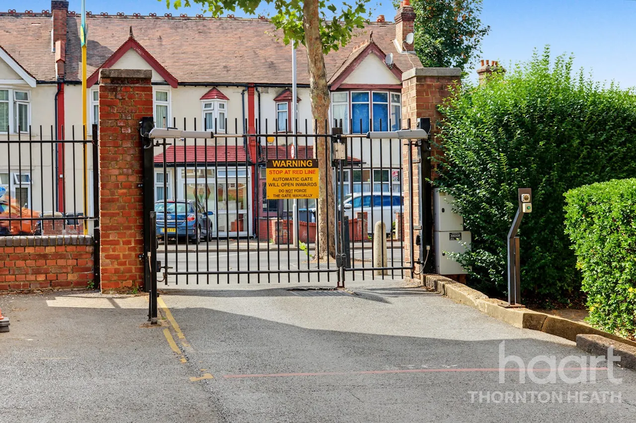 Warwick Gardens, Thornton Heath, CR7, photo 11