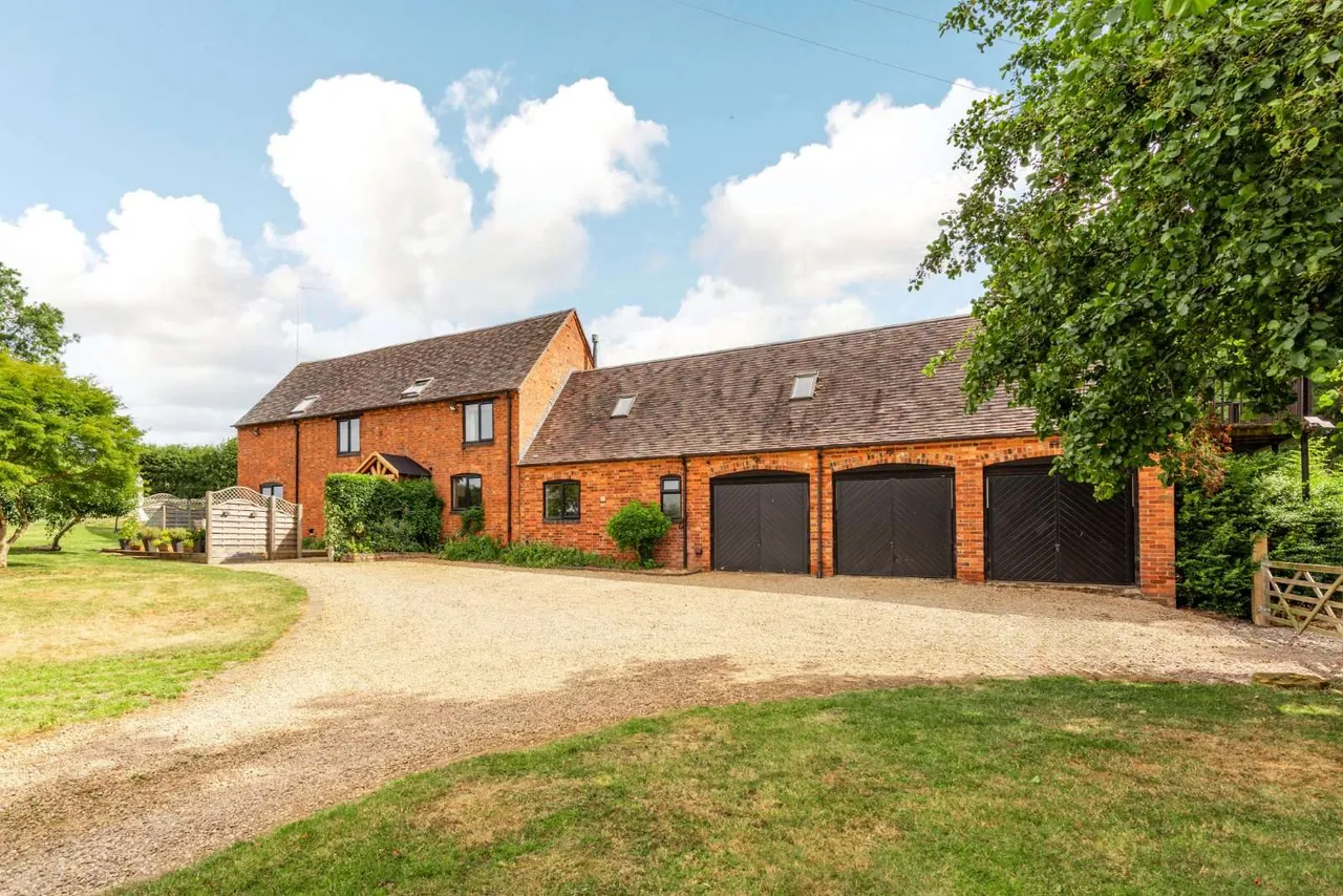 4 bed house for sale, Long Buckby Wharf, Long Buckby, NN6