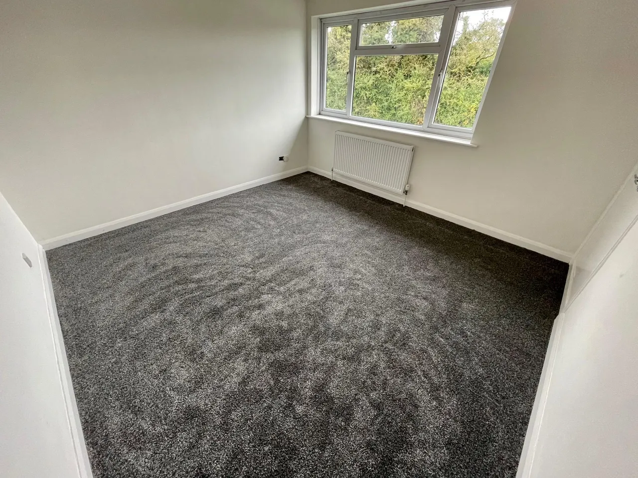 Selsey Drive, LU2, photo 12