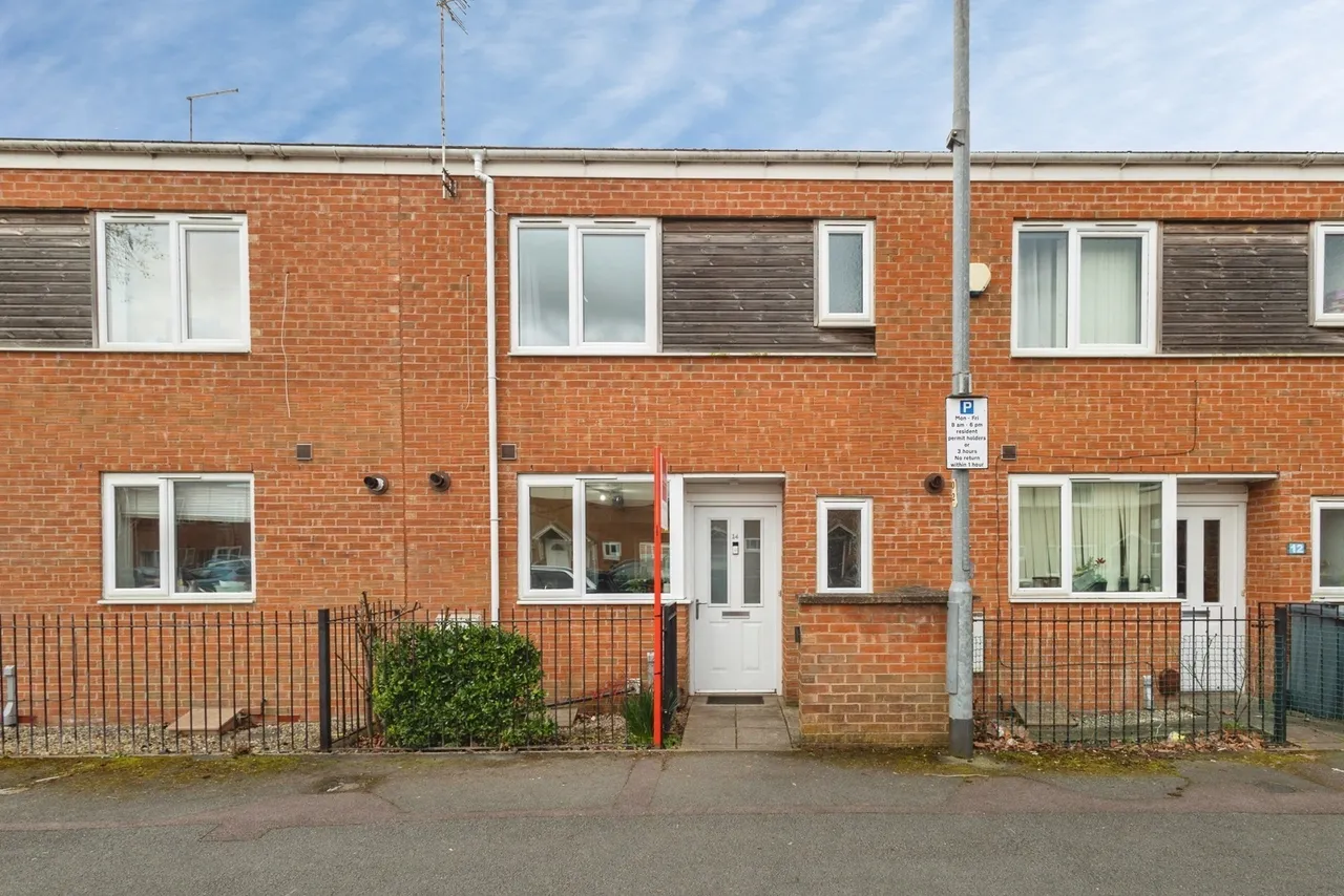 3 bed house for sale — Hatchley Street, Manchester, Greater Manchester, M13