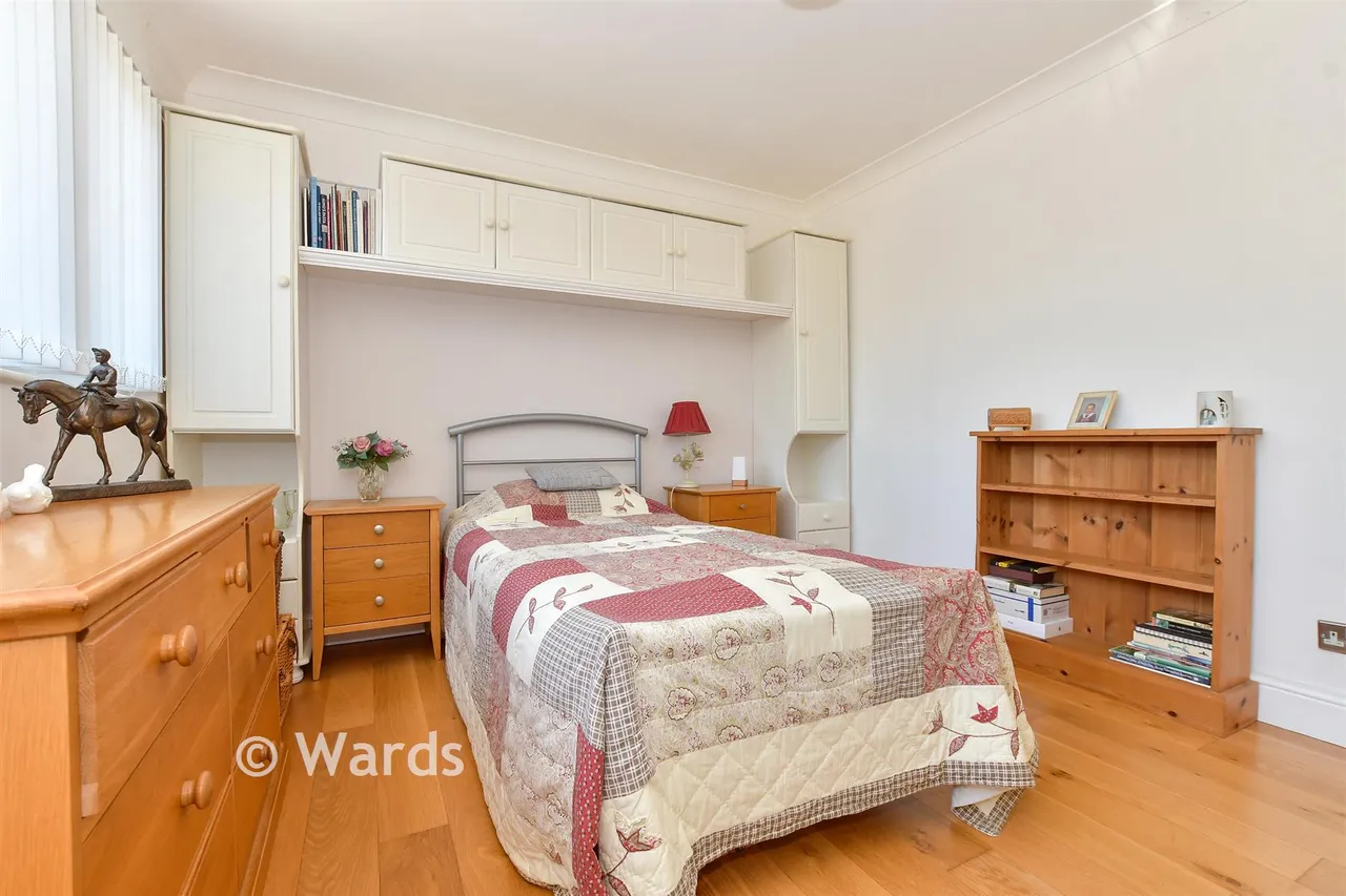 Throwley Drive, Herne Bay, CT6, photo 13