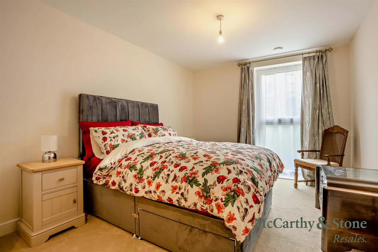 Lindsay Road, Poole, BH13, photo 22