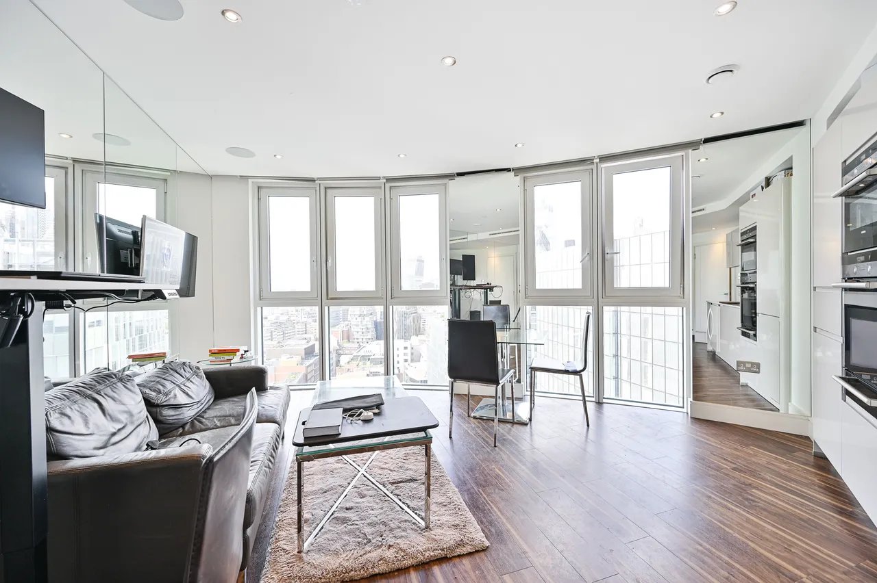 Apartment 2208, Altitude Point, 71 Alie Street, London, photo 2