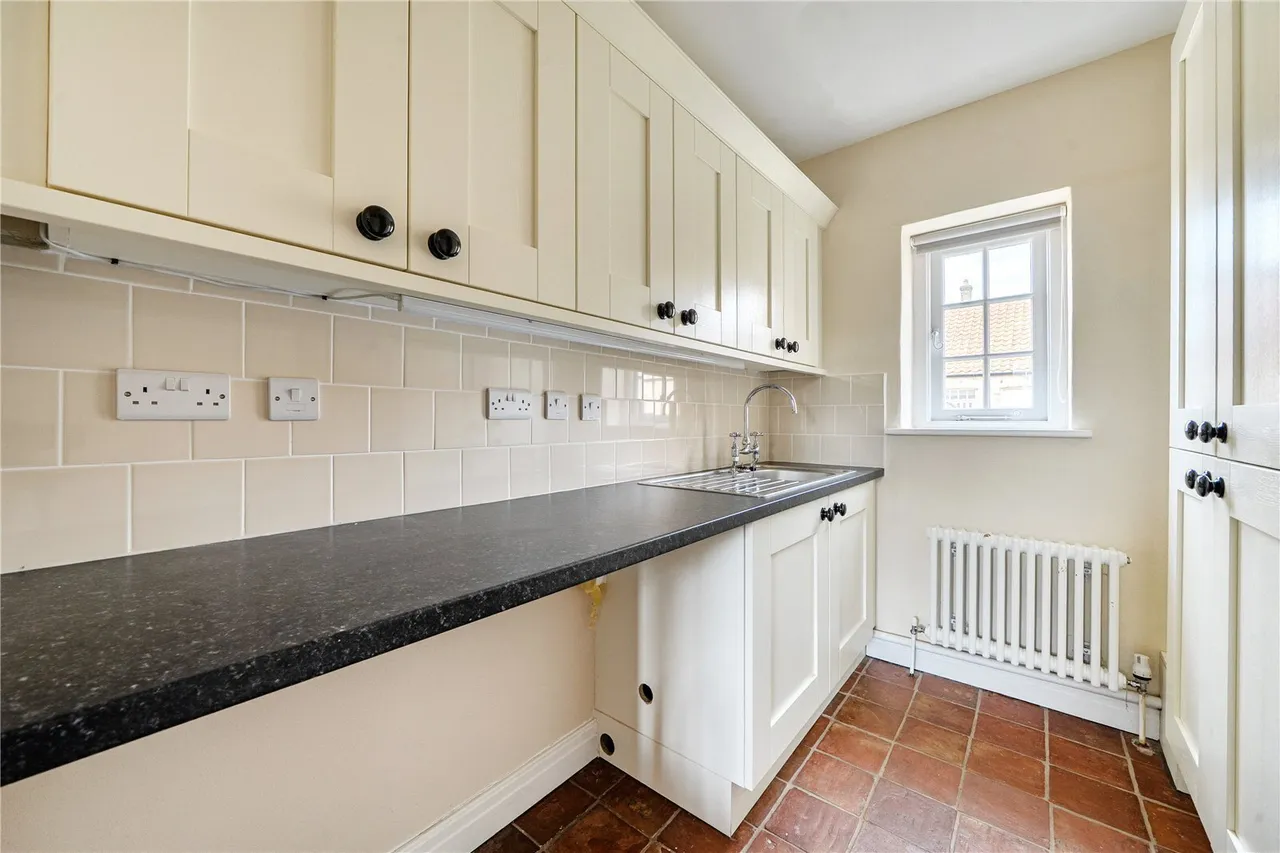 Main Street, Great Gidding, PE28, photo 5