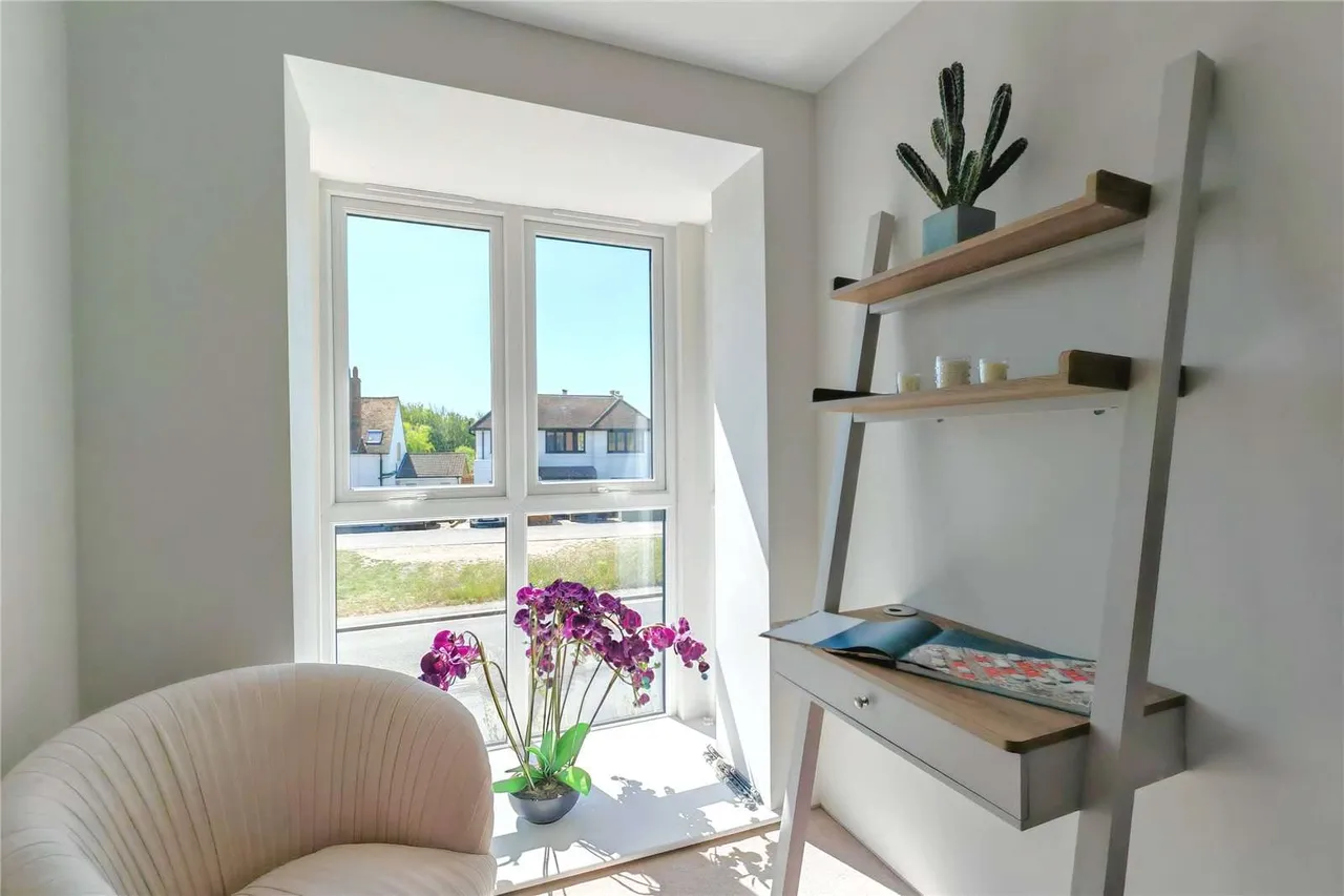 Seabrook Road, Hythe, Kent, CT21 5FL, photo 5