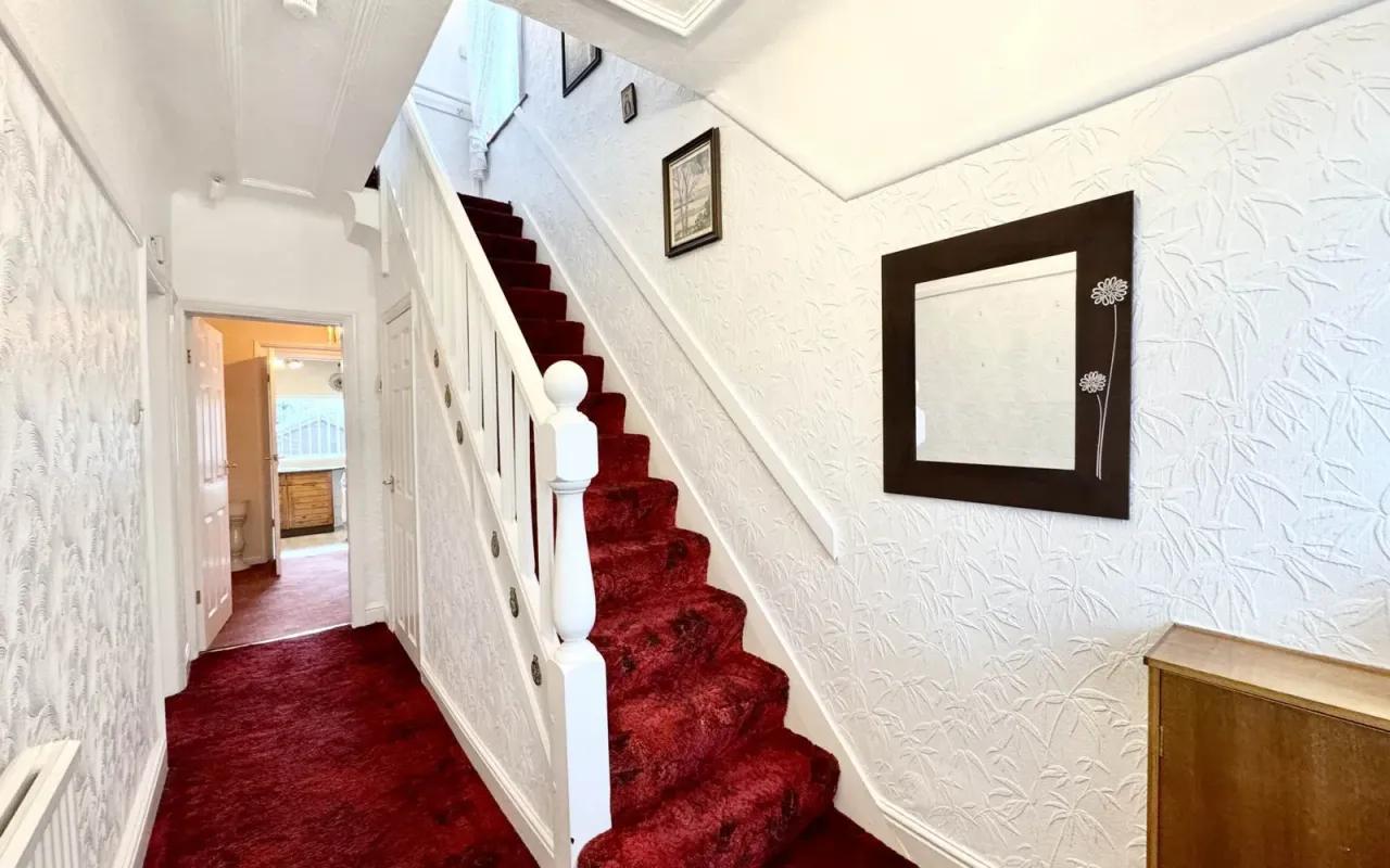 Woodlands Road, Haresfinch, photo 5