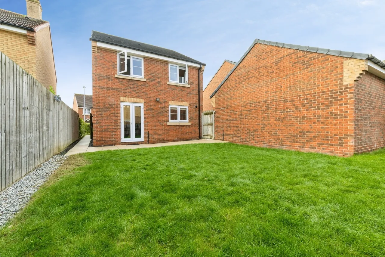 Sumburgh Close, Eaglescliffe, TS16, photo 19