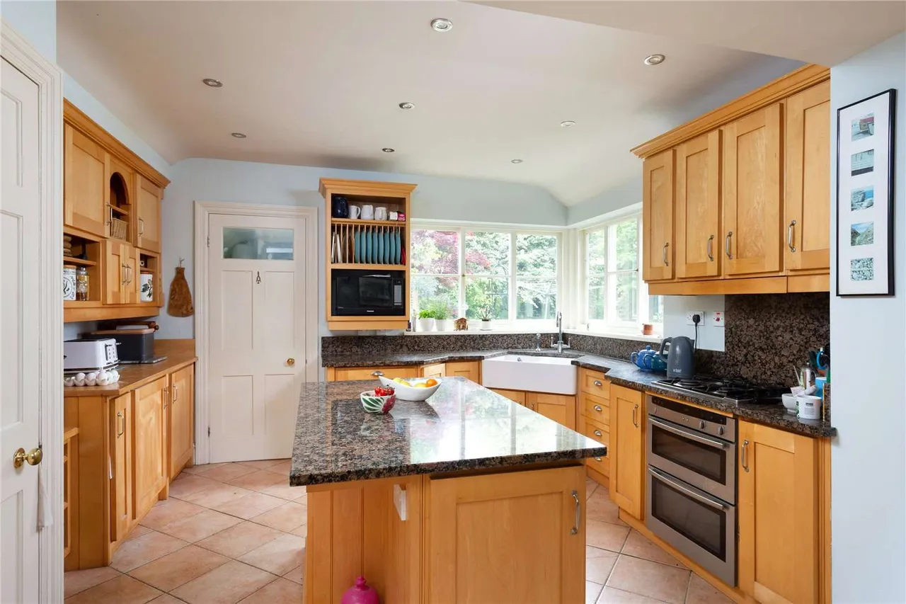 Strensall Road, Huntington, York, North Yorkshire, YO32 9RF, photo 4