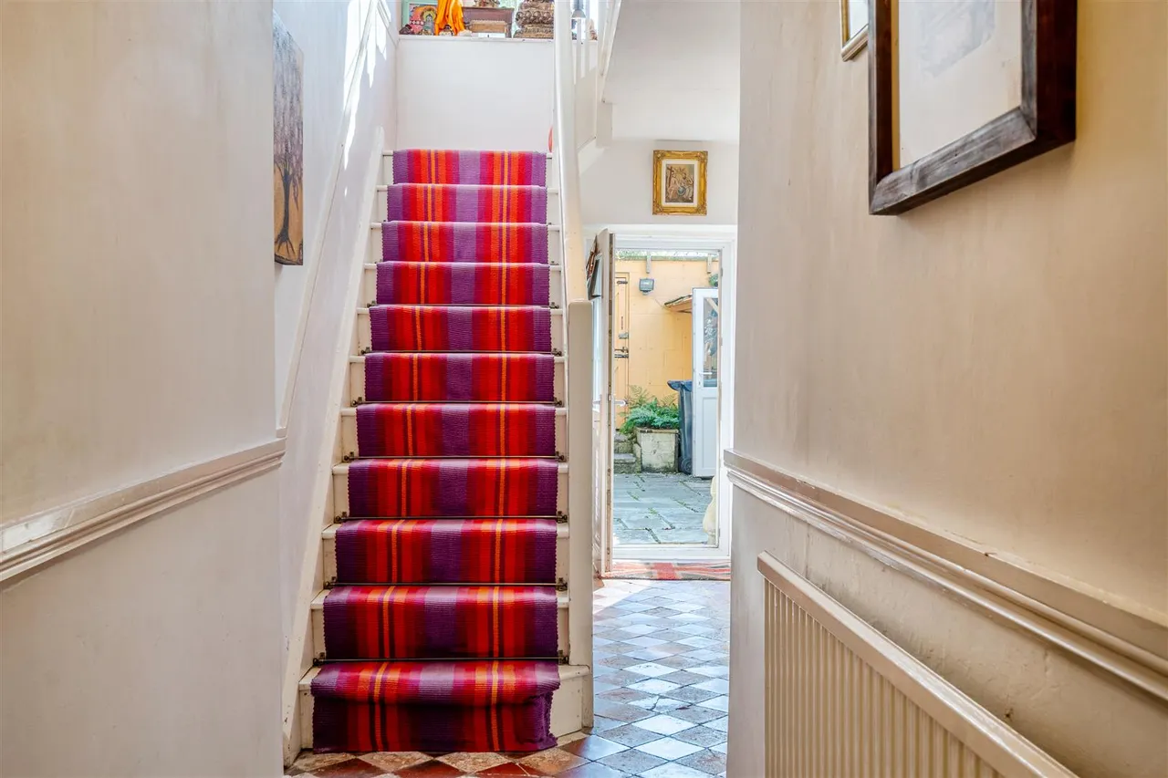 King Street, Melksham, SN12, photo 4
