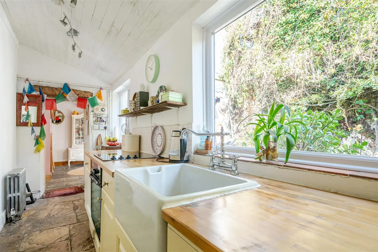 King Street, Melksham, SN12, photo 11
