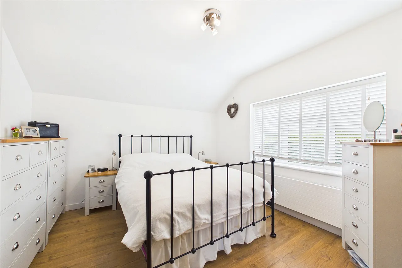 Woodend Road, Deepcut, GU16, photo 11