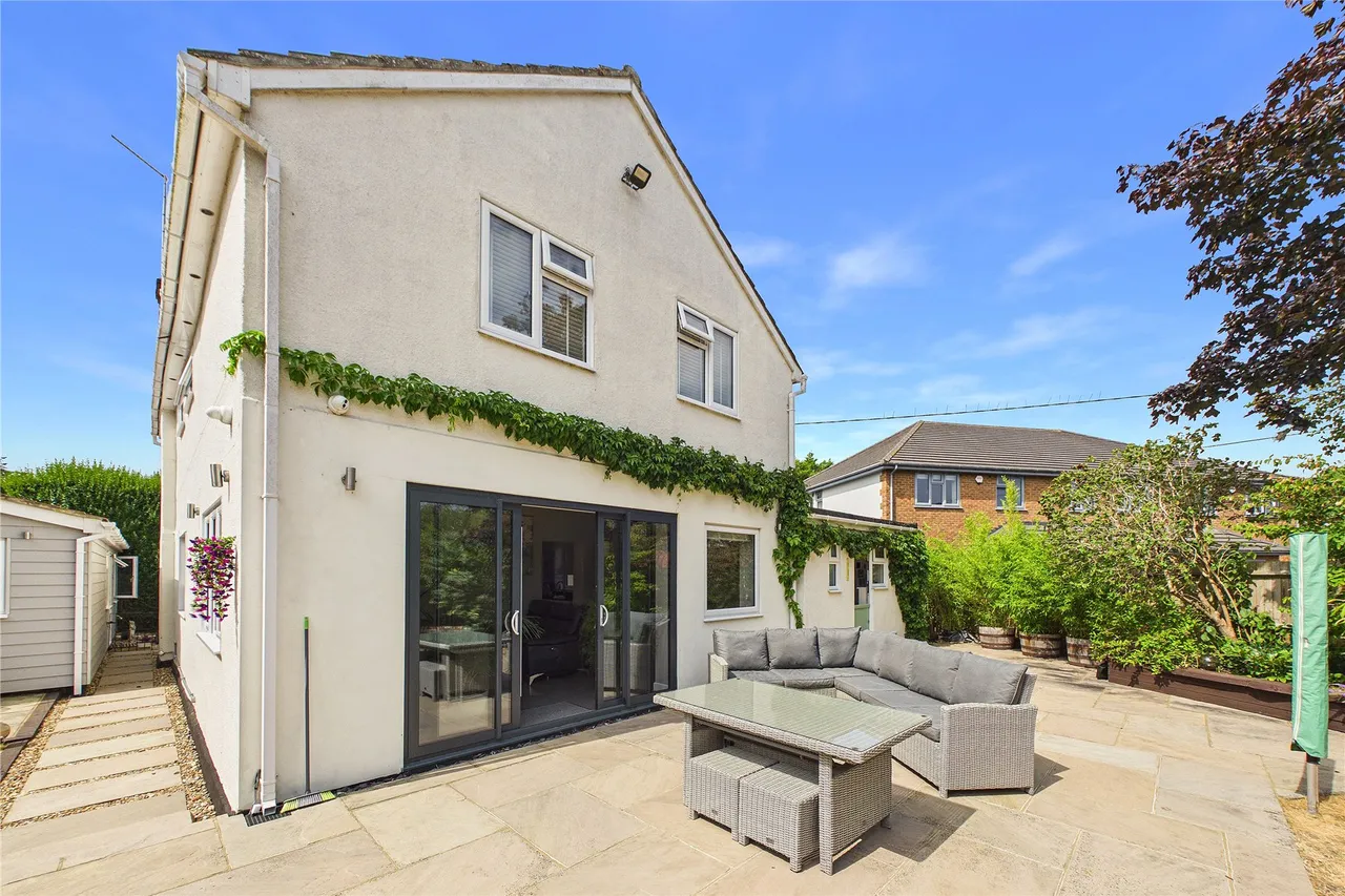 Woodend Road, Deepcut, GU16, photo 20