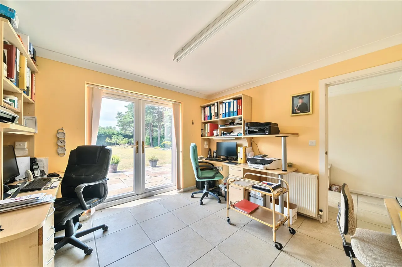 Wayside Road, St. Leonards, Ringwood, Dorset, BH24 2SJ, photo 8